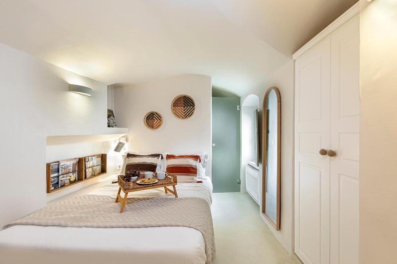 Caldera Houses Oia - image 31