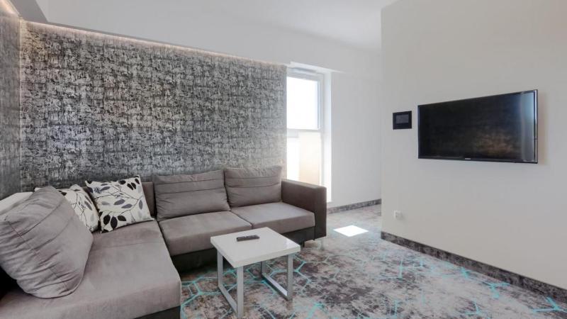 Standard Apartment image 2