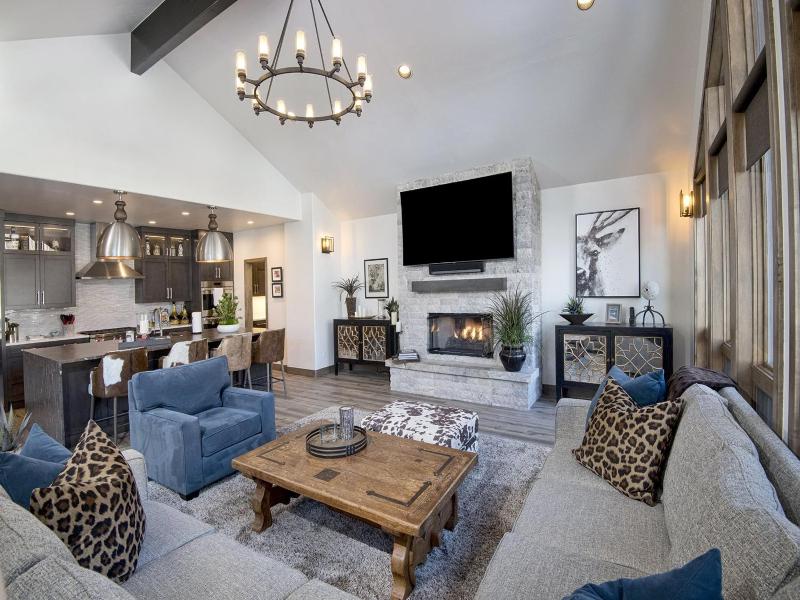 Four-Bedroom Holiday Home image 2