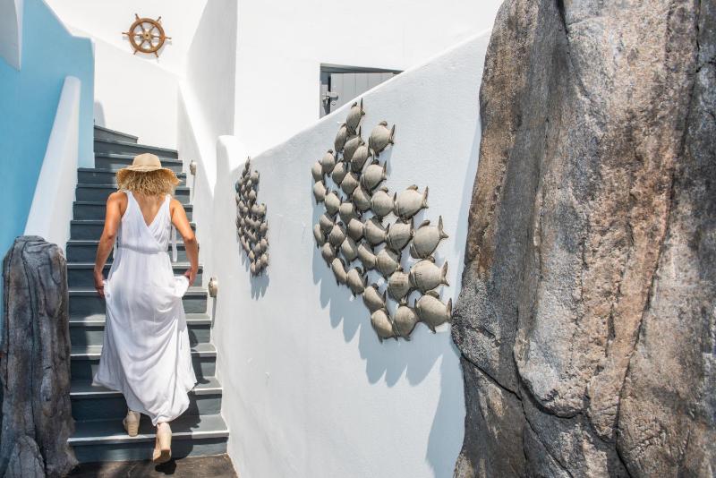 Apartment with Sea View image 3