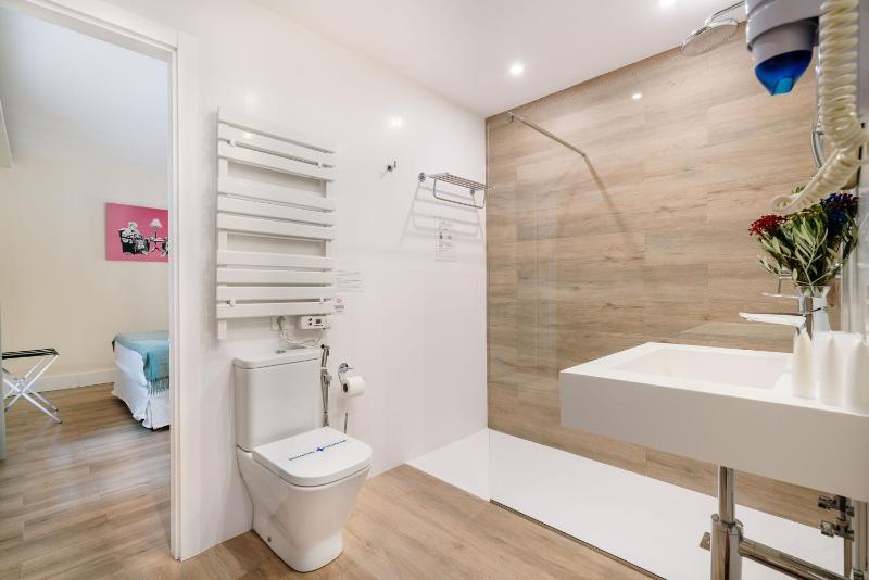 Junior Suite with Sea View image 4