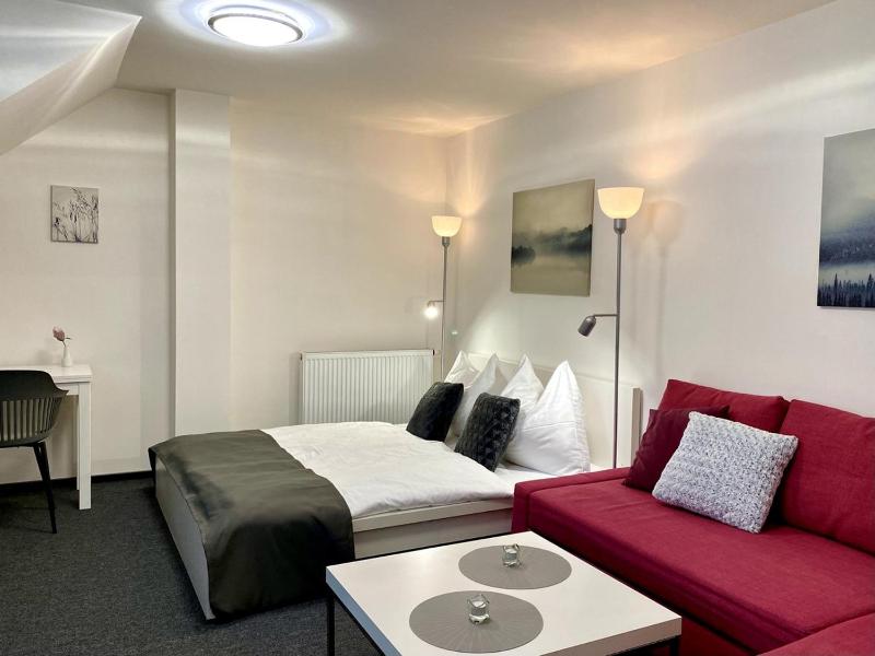 Apartment with Shower image 1