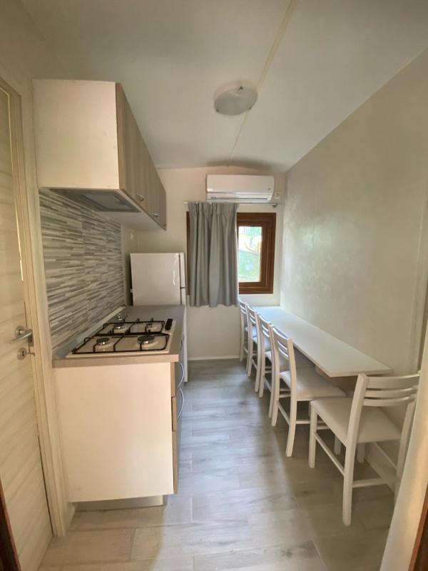 Caravan image 4