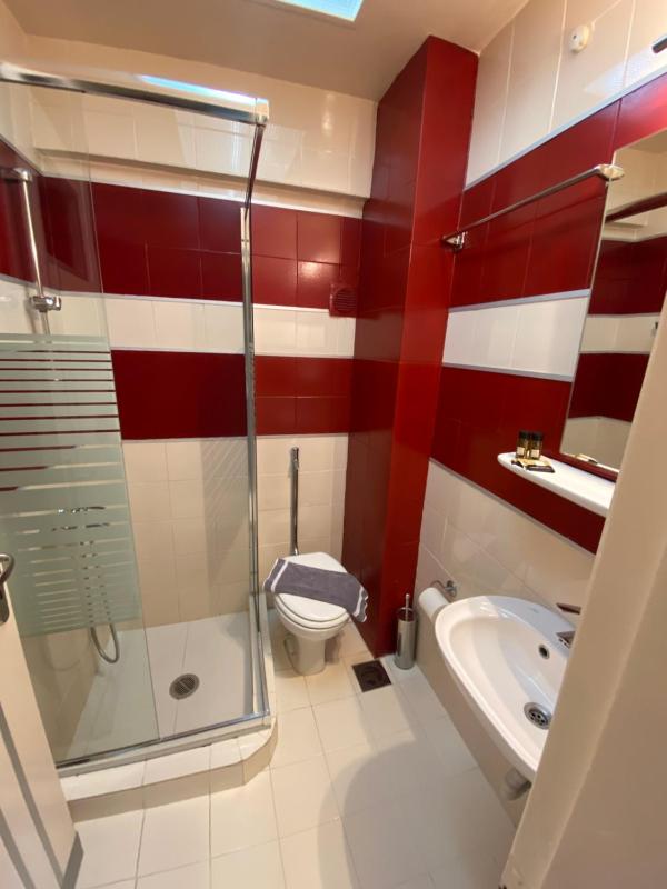 Standard Double Room image 2