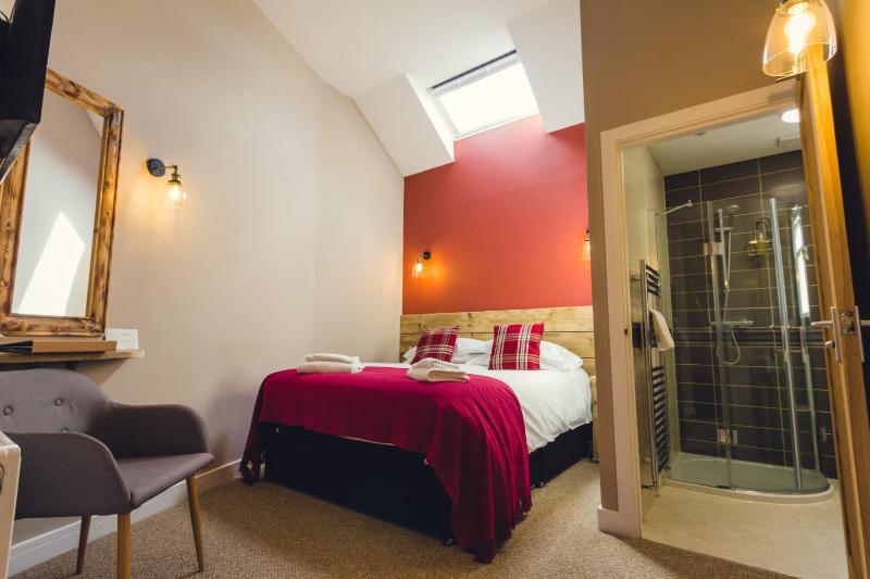 Double Room with Private Bathroom image 3