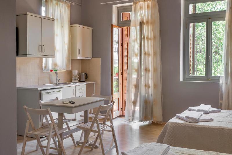 Apartment (2-4 Adults) image 2