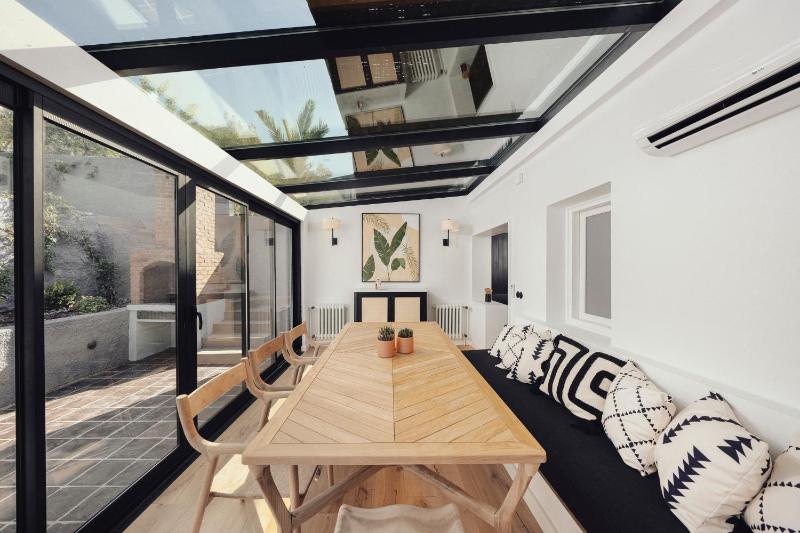 Yacht La Maison - image 8