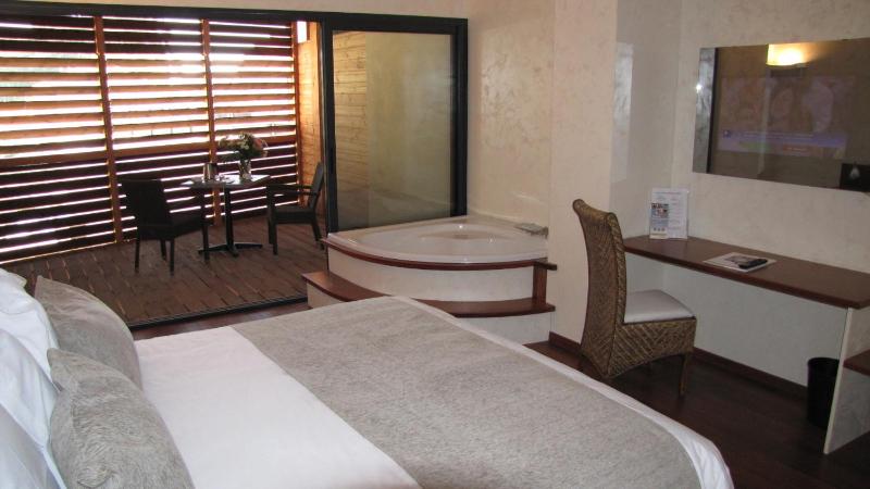 Ile du Gua Suites - image 25