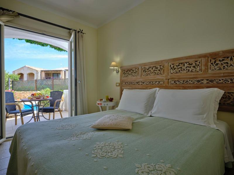 Superior Double Room image 3