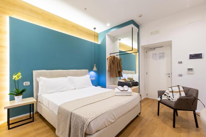 Superior Double Room image 3