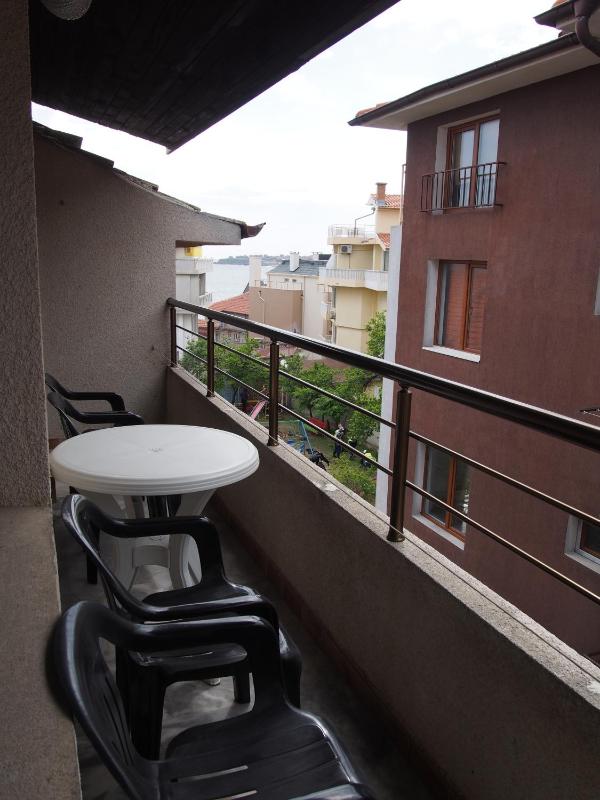 Keni Guest House - image 30