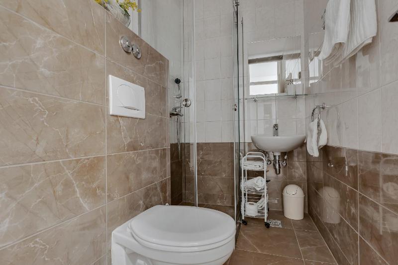 Apartments Vranjes - image 11