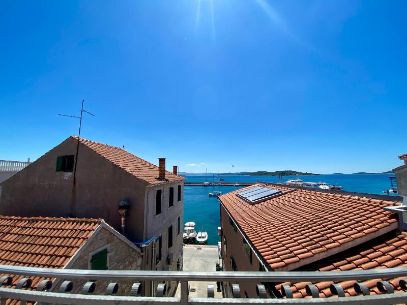 Two-Bedroom Apartment with Terrace and Sea View image 1