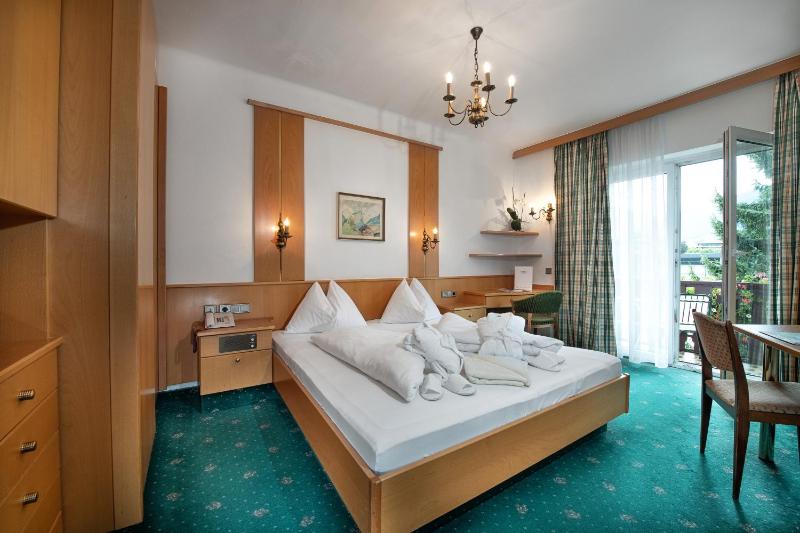 Comfort Double Room image 3