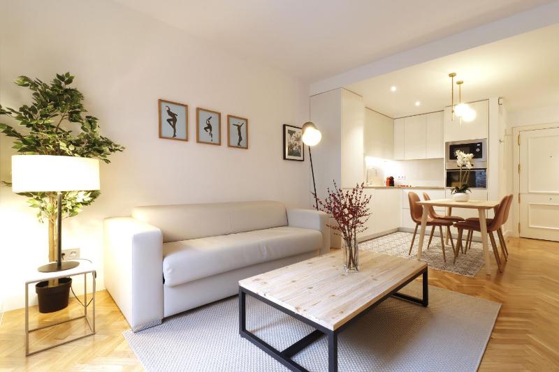 Deluxe Apartment image 1