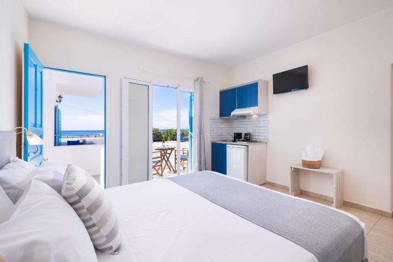 Superior Double Room image 1