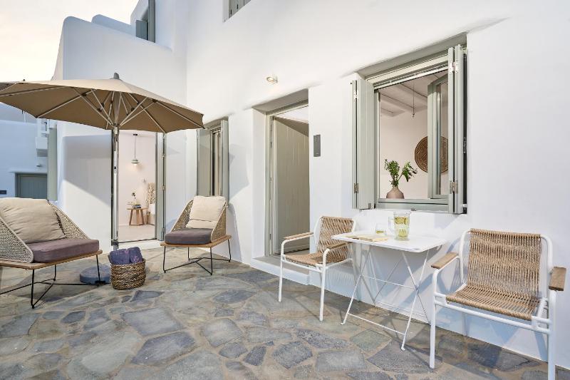 Beach Front Suite image 3