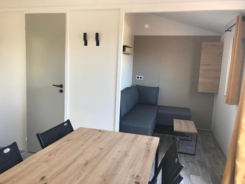 Mobile Home image 4
