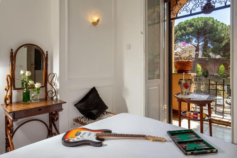 Quadruple Room image 1