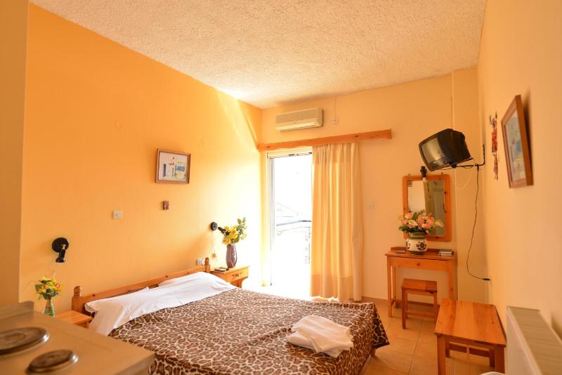 Family Suite (2 Adults + 2 Children) image 1