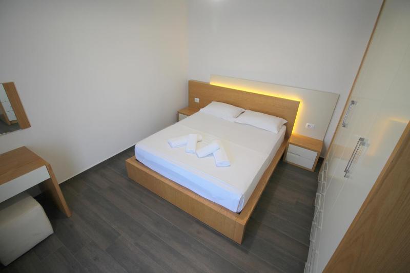 Sunrise Luxury Apartments - image 5