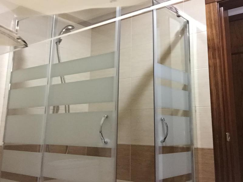Economy Double or Twin Room image 3