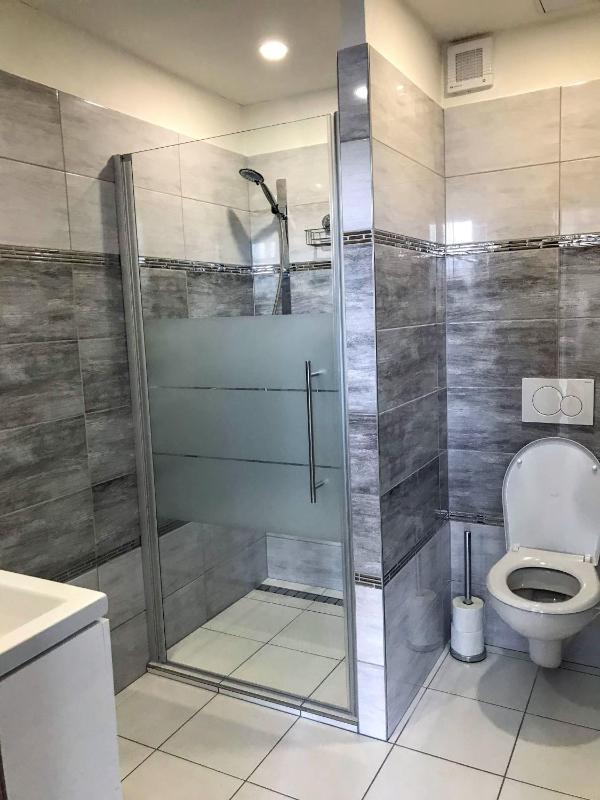 Standard Quadruple Room image 4