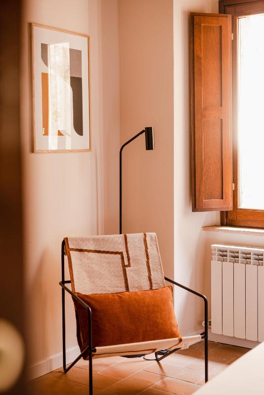 Superior Apartment image 3