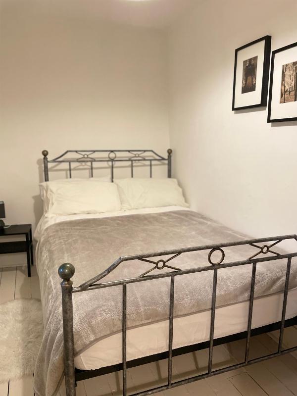 Two-Bedroom House image 3