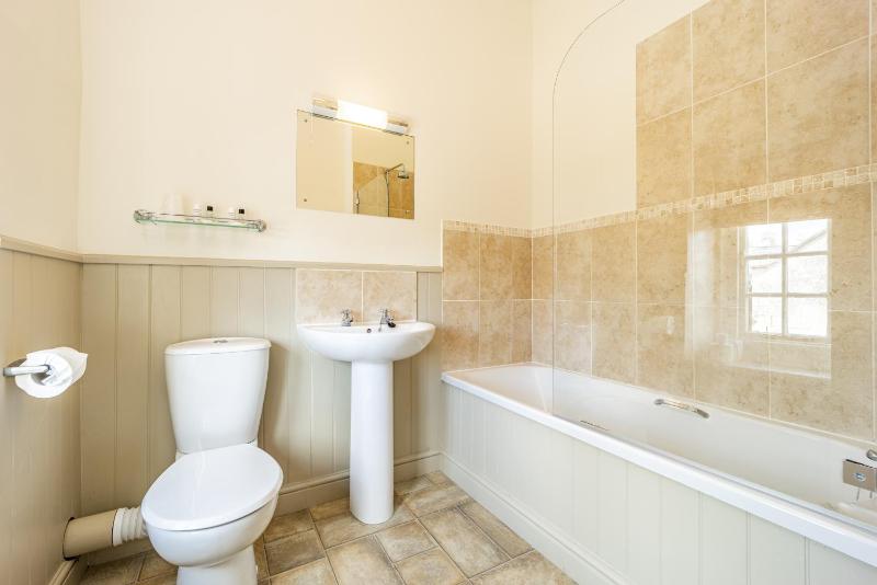 Standard Double Room image 2