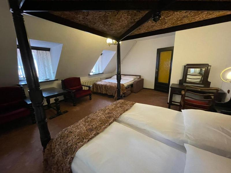 Superior Double Room image 3
