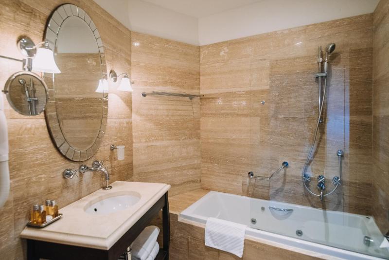 Premium Double Room with Terrace - Ground Floor image 4