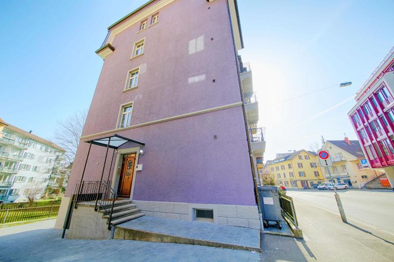 HITrental Oerlikon Apartments - image 1
