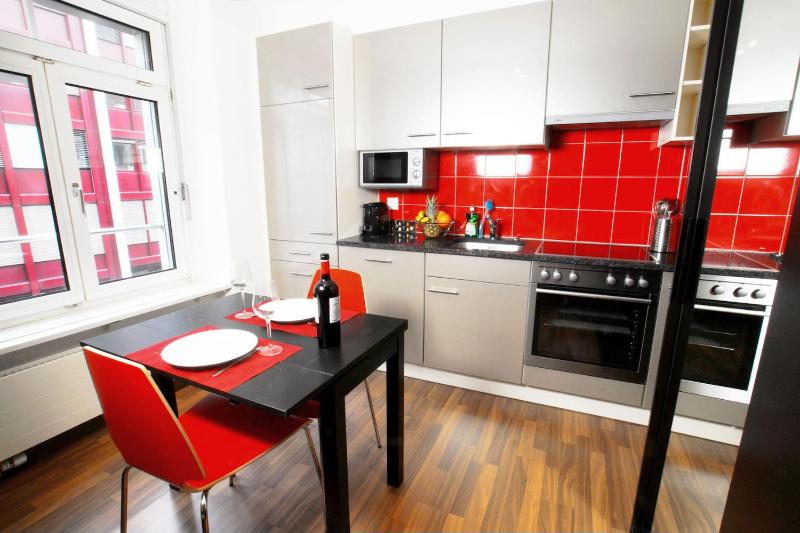 HITrental Oerlikon Apartments - image 6