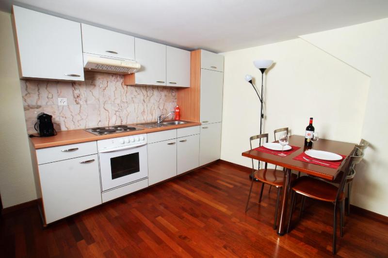 HITrental Niederdorf - Apartments - image 10