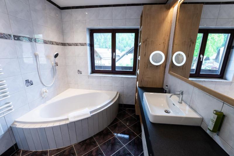 Two-Bedroom Apartment image 4