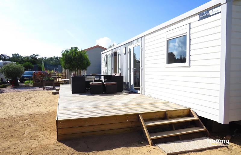 Résidence avec piscine chalet pour 6 - image 13