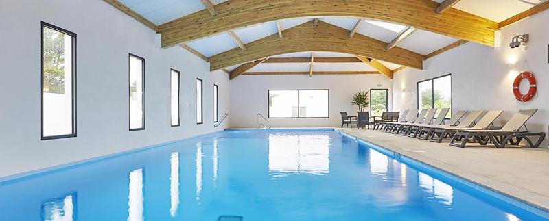 Résidence avec piscine chalet pour 6 - image 4