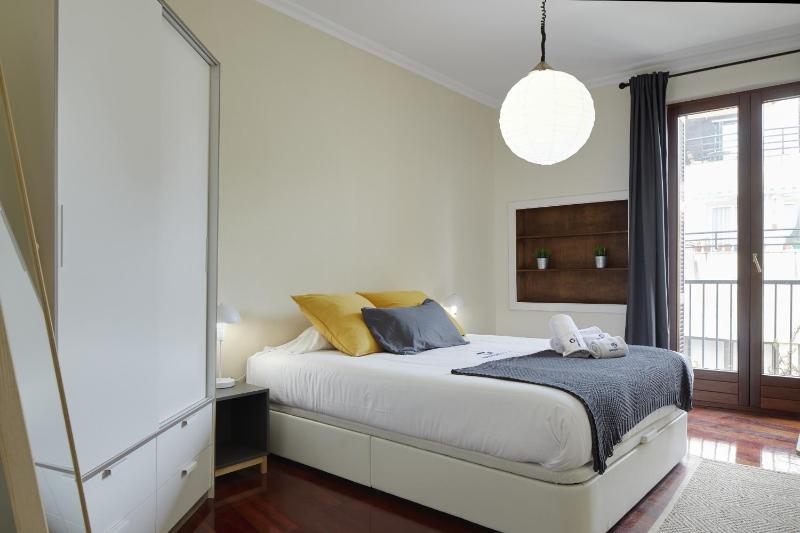 Zinema - Basque Stay - image 14