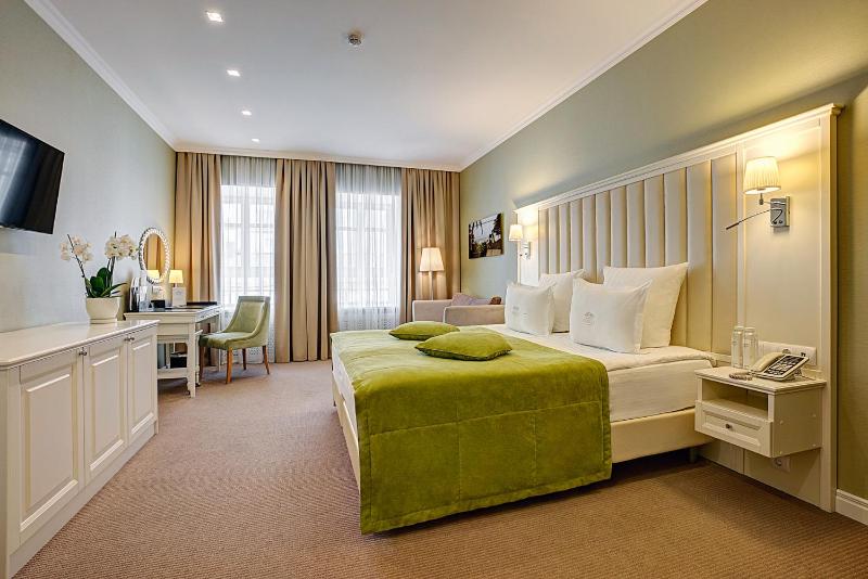 Junior Suite image 1