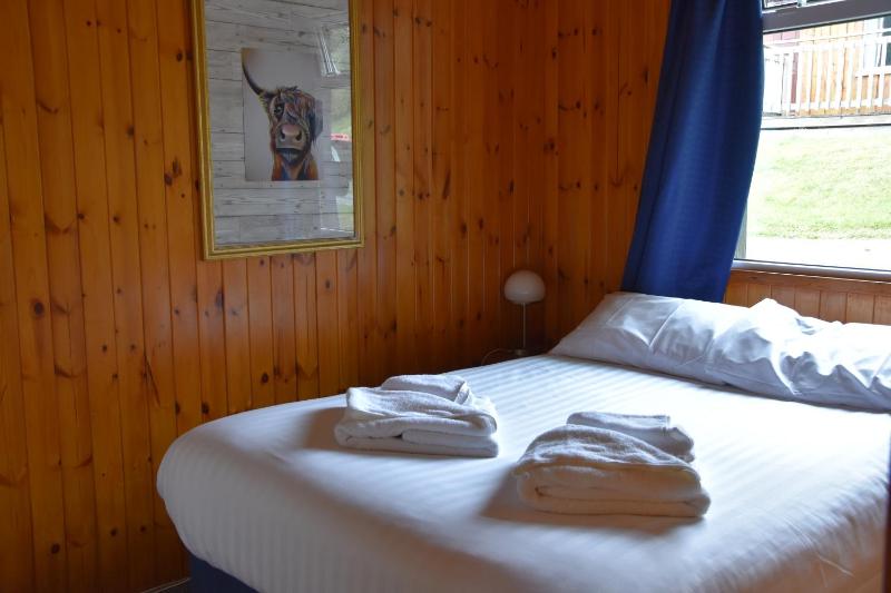 Three-Bedroom Lodge image 3
