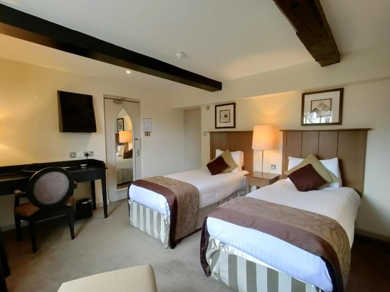 Cottage Twin Room  image 4