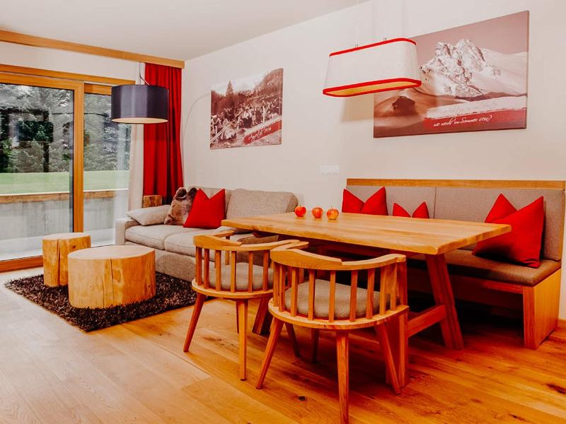 Apartment with Terrace image 3
