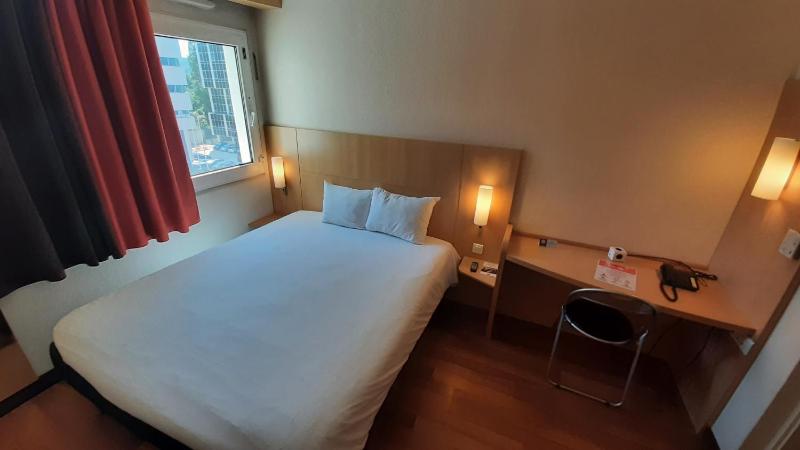 Standard Double Room - Mobility Access image 2