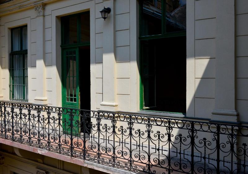 Karma Boutique Apartments - image 10