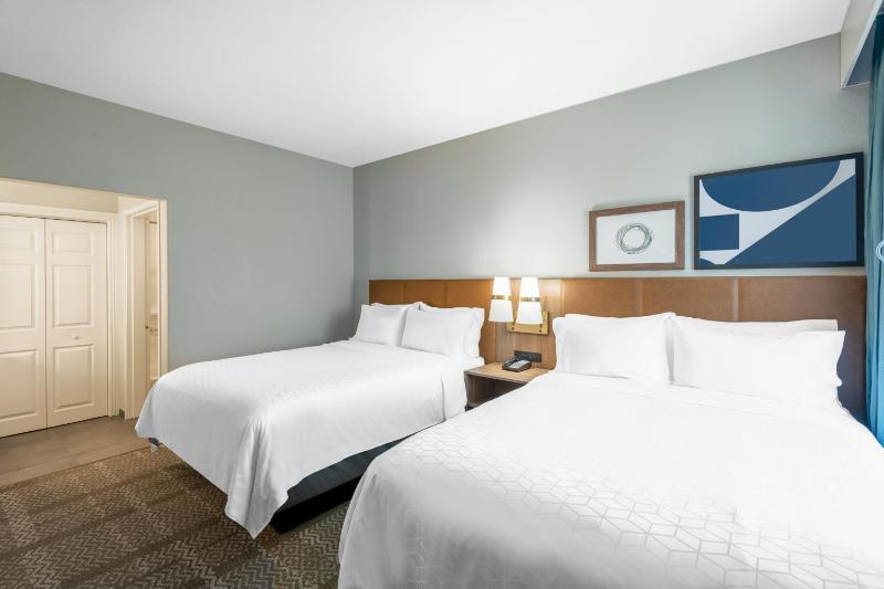 Two Bedroom Suite - Non-Smoking image 4