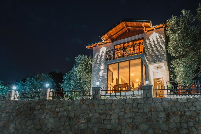 Rustic Villas Barlovic - image 9