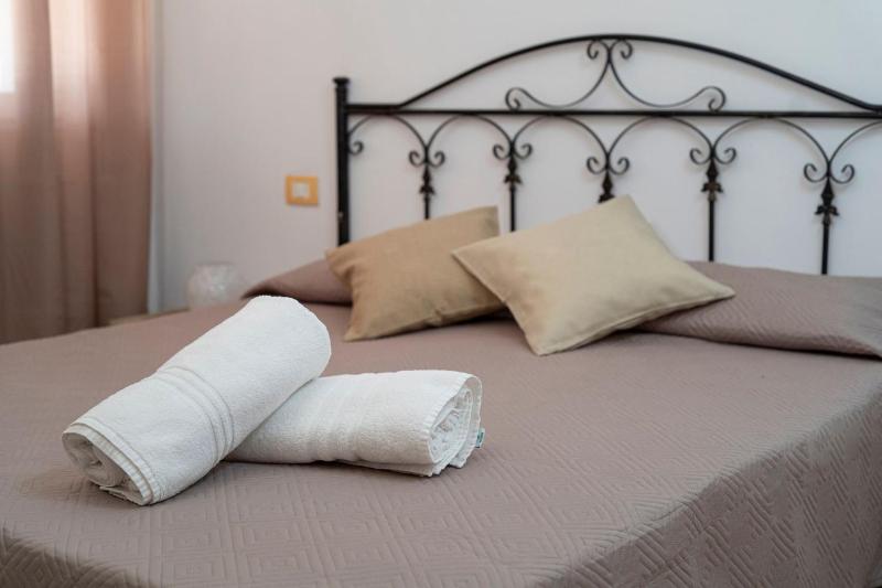 Double Room image 4