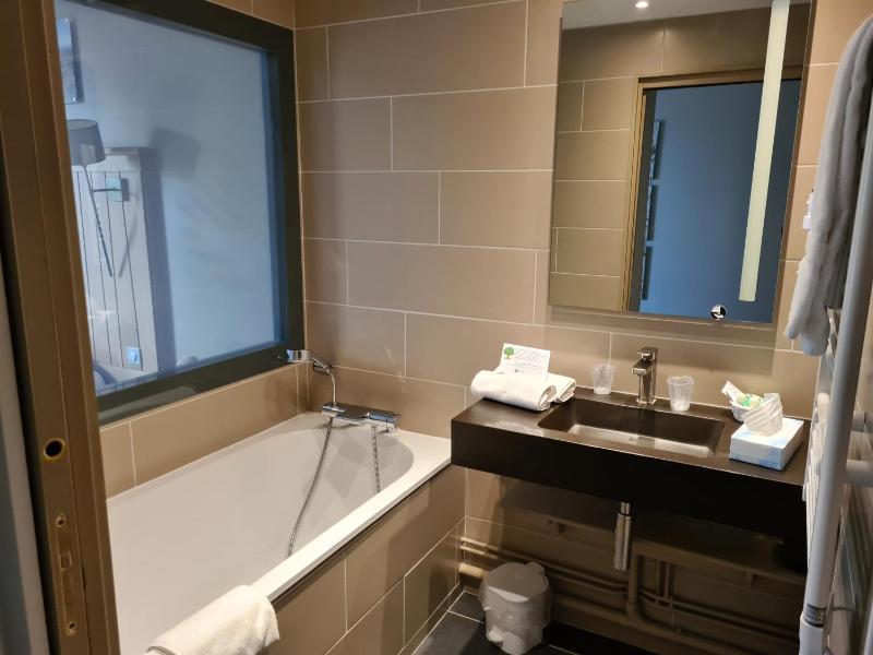 Double Room with Private Bathroom image 3