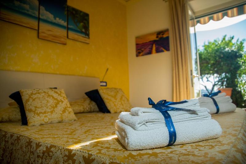 Double or Twin Room image 3